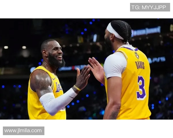 湖人对阵热火精彩对决回顾10月7日比赛亮点与分析